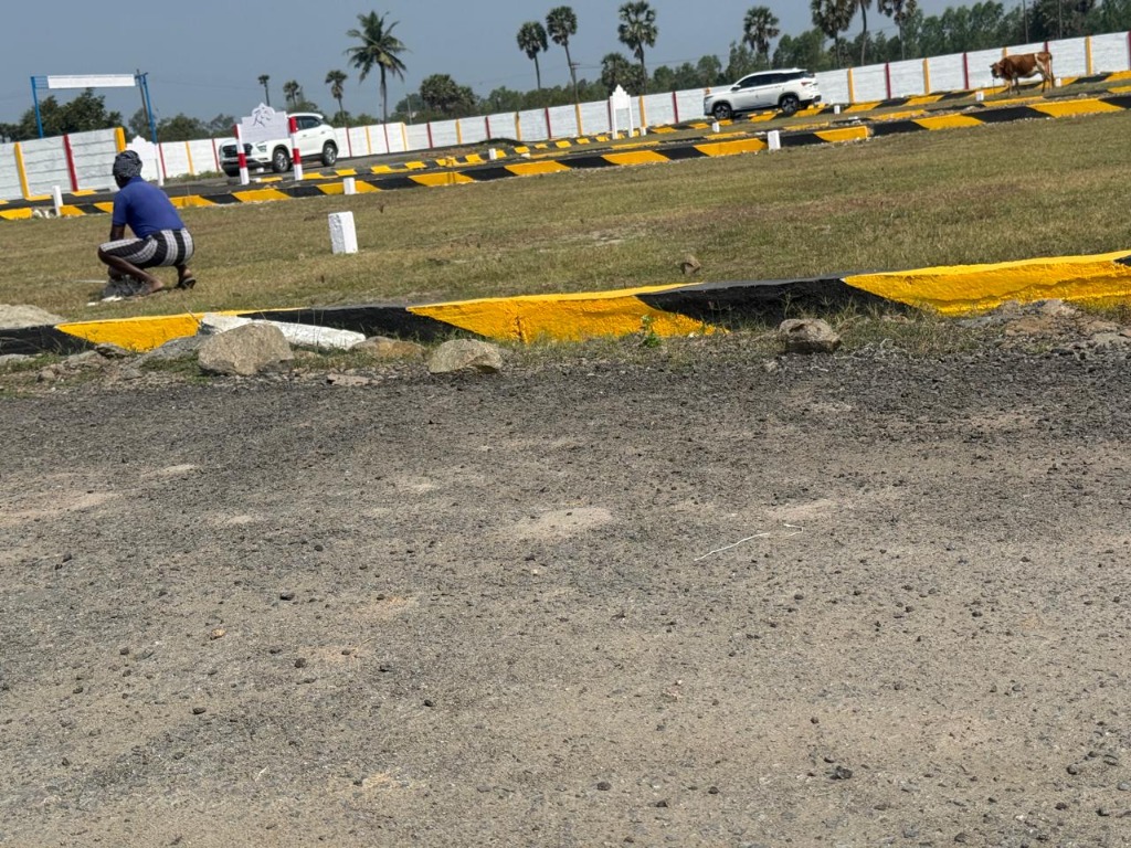 Land in Maduranthakam